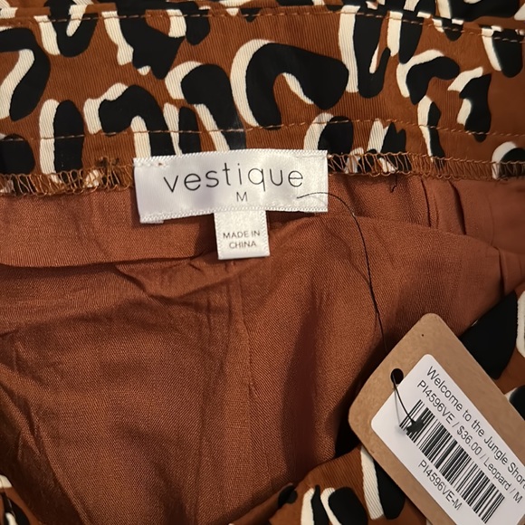 NWT Vestique 2-piece Set - Picture 5 of 8